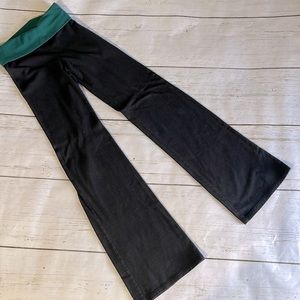 No Boundaries Yoga Pants 